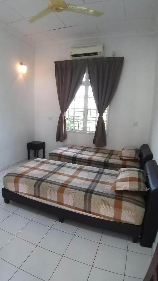 Seri Dusun Sepang Homestay & Event Space Екстер'єр фото