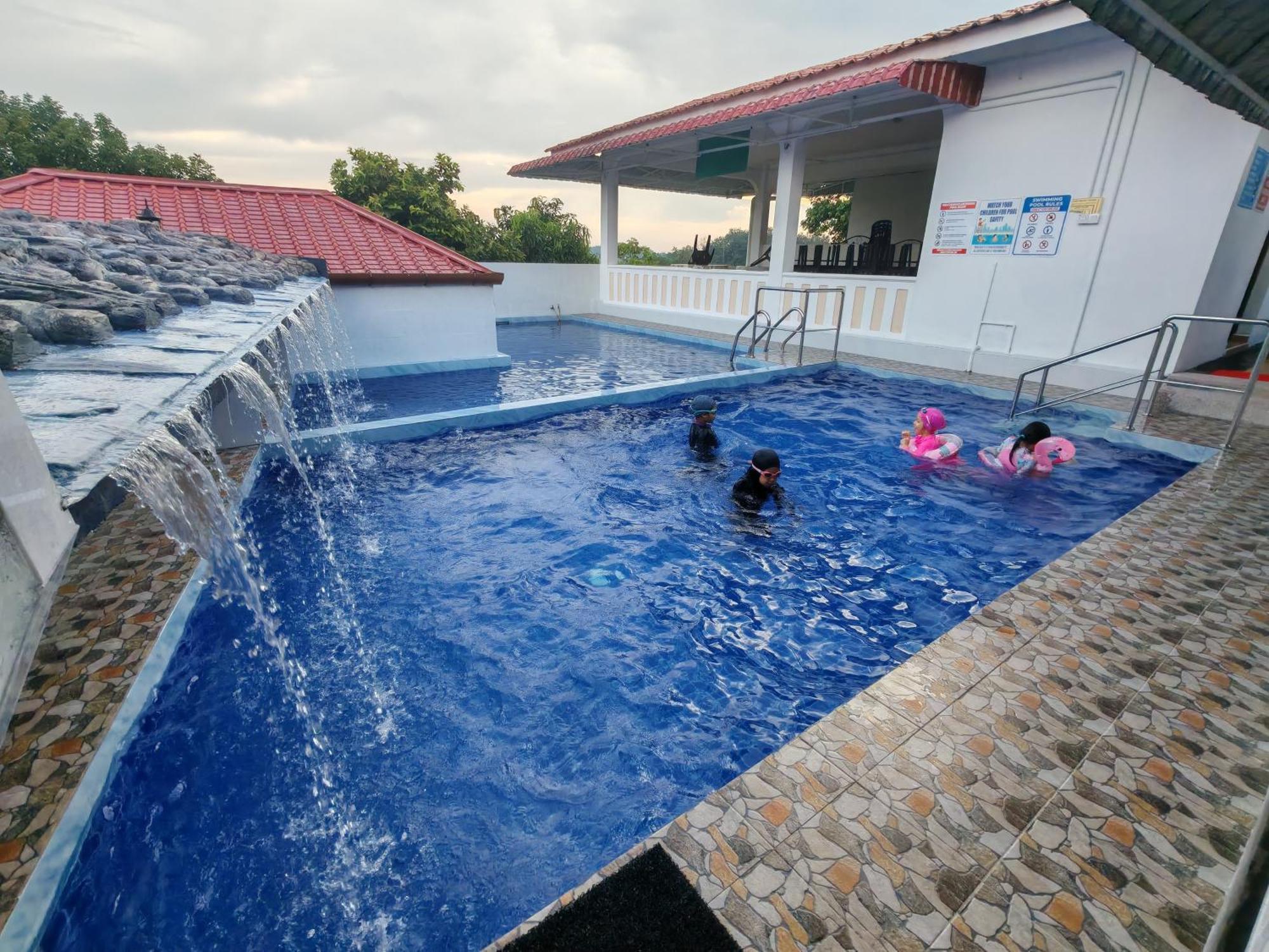 Seri Dusun Sepang Homestay & Event Space Екстер'єр фото